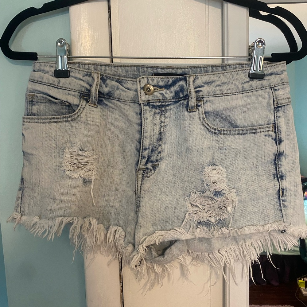 Klique B jean shorts size medium